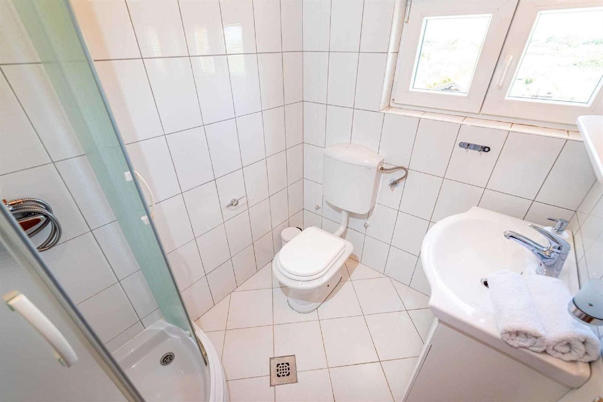 Apartment House Simoni With Pool, Zadar County بريفلاكا المظهر الخارجي الصورة